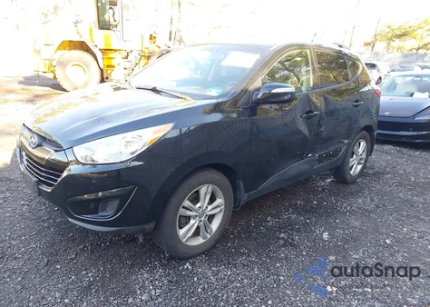 2012 Hyundai Tucson Gls z USA, uszkodzony, nr VIN KM8JU3AC2CU512757